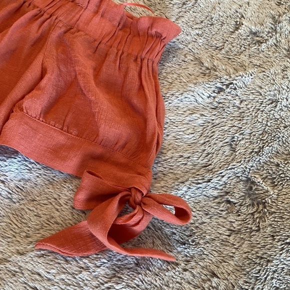 Lily White Off-the-Shoulder blouse M - Picture 3 of 5